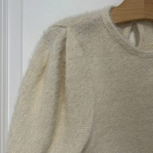 Zara Kids girls cream long sleeve fuzzy sweater size 10 - Picture 9 of 9